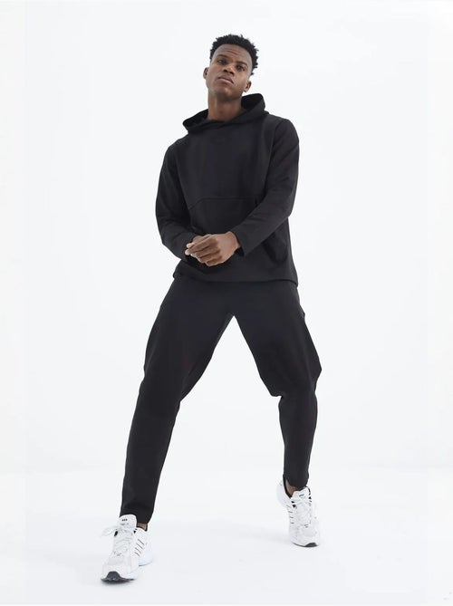 Ensemble homme sweat à capuche et pantalon tommy - Kiabi Ensemble homme sweat à capuche et pantalon tommy - Kiabi
