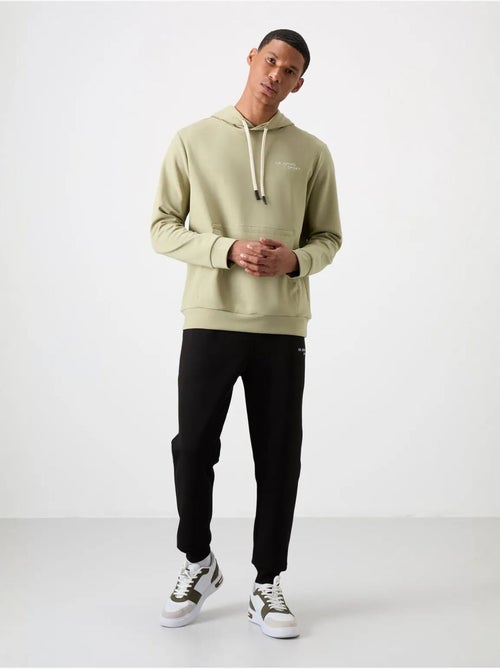 Ensemble homme sweat à capuche et pantalon tommy - Kiabi Ensemble homme sweat à capuche et pantalon tommy - Kiabi