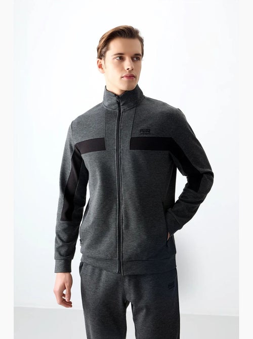 Ensemble homme sweat et pantalon à blocs de couleur tommy - Kiabi Ensemble homme sweat et pantalon à blocs de couleur tommy - Kiabi
