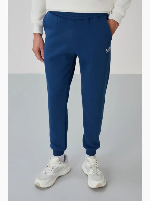 Ensemble homme sweat et pantalon à col rond manches longues tommy - Kiabi Ensemble homme sweat et pantalon à col rond manches longues tommy - Kiabi
