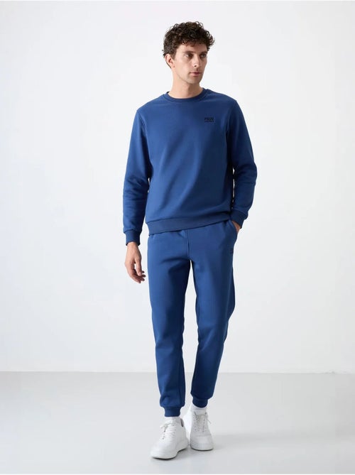 Ensemble homme sweat et pantalon à col rond manches longues tommy - Kiabi Ensemble homme sweat et pantalon à col rond manches longues tommy - Kiabi