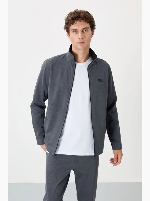 Ensemble homme sweat et pantalon à col zippé tommy - Kiabi Ensemble homme sweat et pantalon à col zippé tommy - Kiabi
