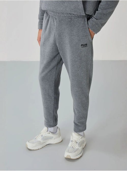 Ensemble homme sweat et pantalon à col zippé tommy - Kiabi Ensemble homme sweat et pantalon à col zippé tommy - Kiabi