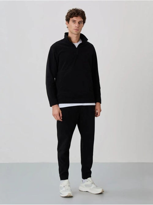Ensemble homme sweat et pantalon à col zippé tommy - Kiabi Ensemble homme sweat et pantalon à col zippé tommy - Kiabi