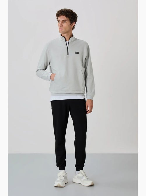 Ensemble homme sweat et pantalon à fermeture éclair tommy - Kiabi Ensemble homme sweat et pantalon à fermeture éclair tommy - Kiabi