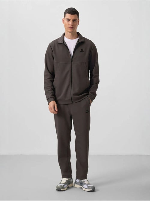 Ensemble homme sweat et pantalon à fermeture éclair tommy - Kiabi Ensemble homme sweat et pantalon à fermeture éclair tommy - Kiabi