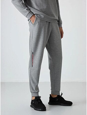 Ensemble homme sweat et pantalon en maille côtelée tommy