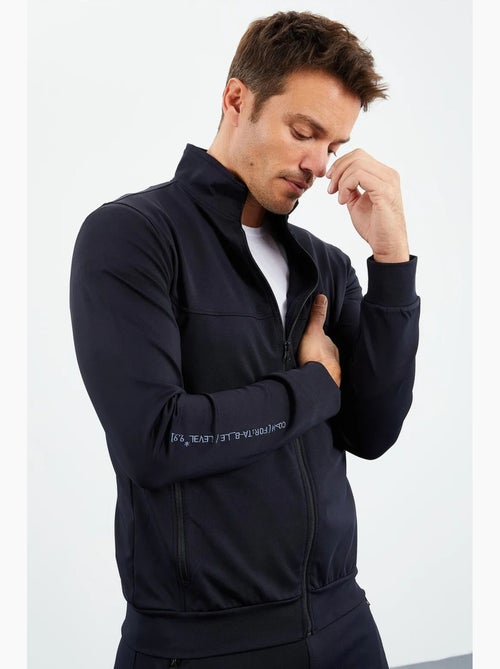 Ensemble homme sweat et pantalon en maille scuba tommy - Kiabi Ensemble homme sweat et pantalon en maille scuba tommy - Kiabi
