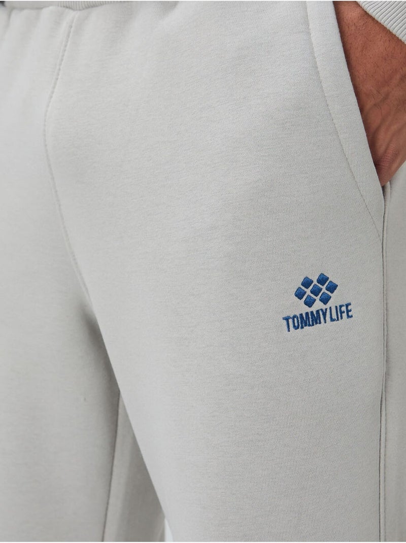 Ensemble homme sweat et pantalon en molleton tommy Gris clair - Kiabi