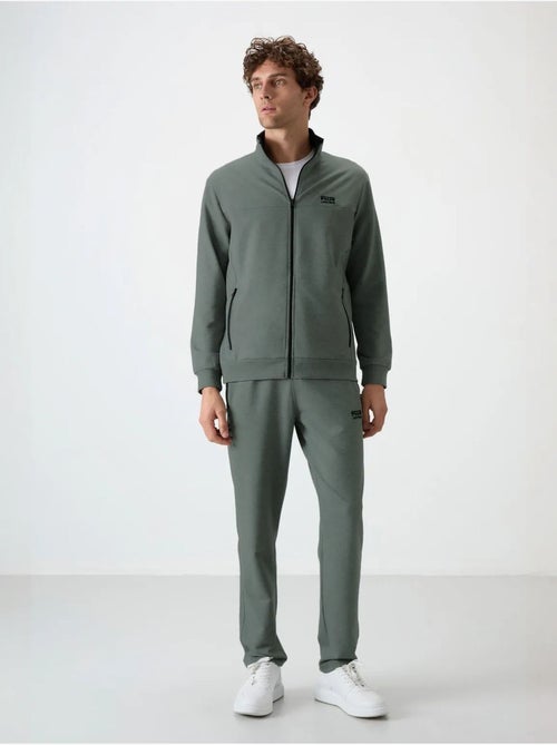 Ensemble homme sweat et pantalon en molleton tricoté tommy - Kiabi Ensemble homme sweat et pantalon en molleton tricoté tommy - Kiabi