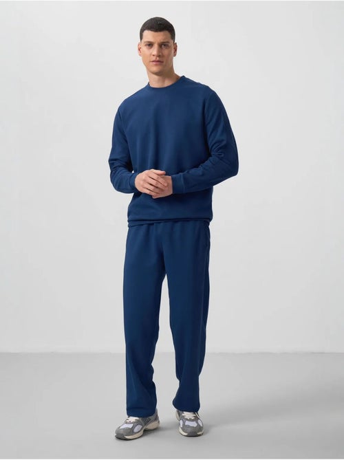 Ensemble homme sweat et pantalon oversize tommy - Kiabi Ensemble homme sweat et pantalon oversize tommy - Kiabi