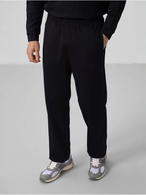 Ensemble homme sweat et pantalon oversize tommy - Kiabi Ensemble homme sweat et pantalon oversize tommy - Kiabi