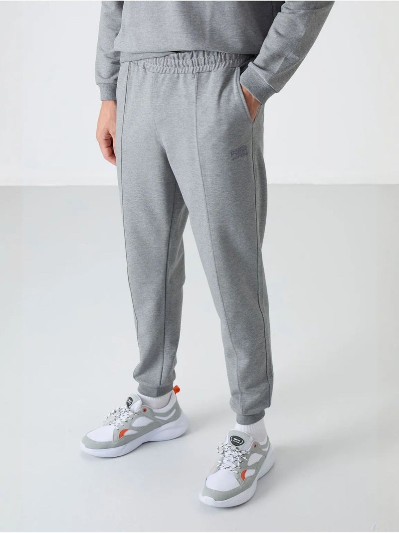 Ensemble homme sweat-shirt et pantalon en molleton tommy Gris - Kiabi