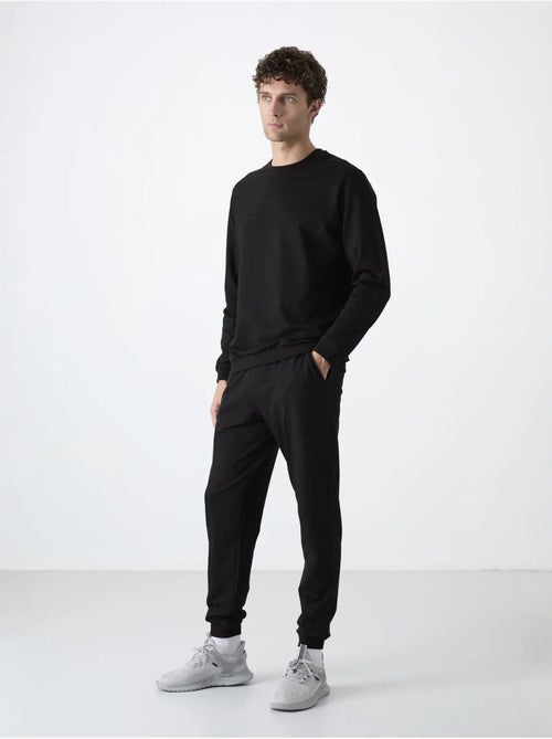Ensemble homme sweat-shirt et pantalon en molleton tommy - Kiabi Ensemble homme sweat-shirt et pantalon en molleton tommy - Kiabi