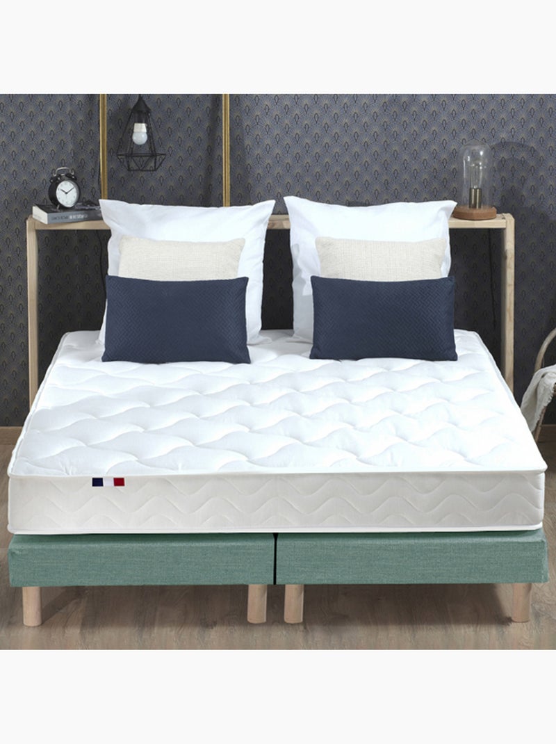 Ensemble Matelas 100% latex 3 zones ESSENTIEL + Sommier Fabriqué en France , Sommier Vert celadon Blanc Vert - Kiabi