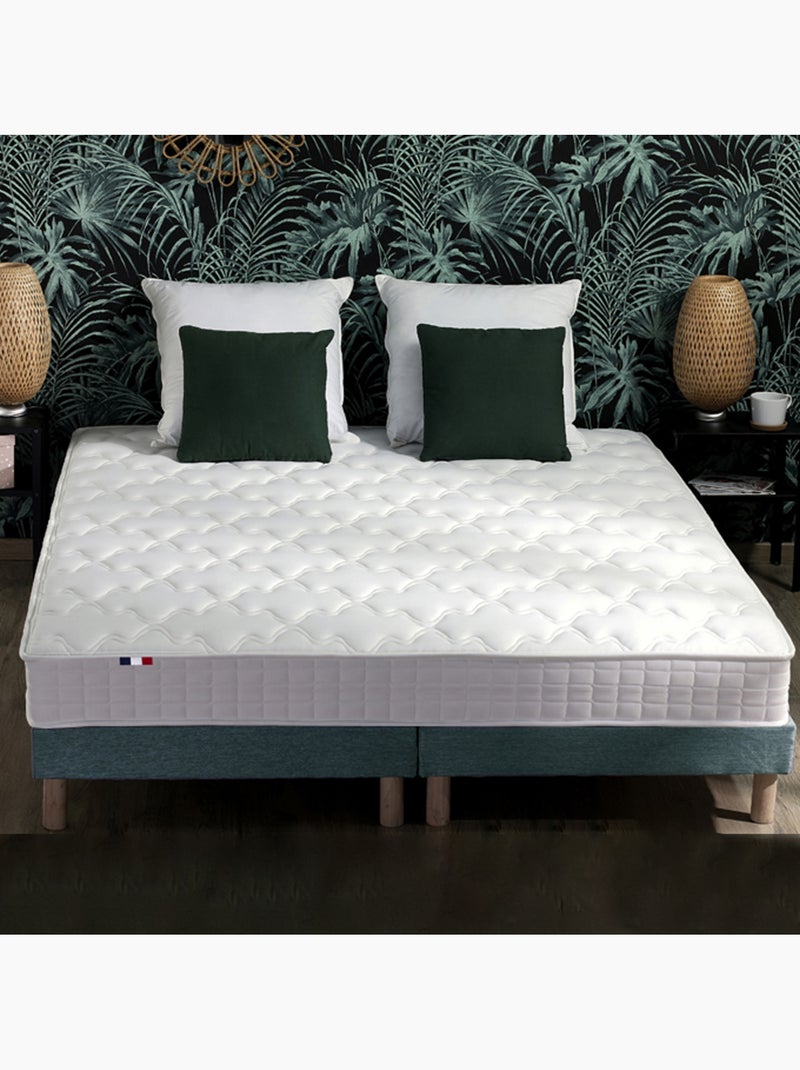 Ensemble Matelas accueil mémoire de forme MAM AZUR + Sommier Made in France , Sommier Vert celadon Blanc Vert - Kiabi