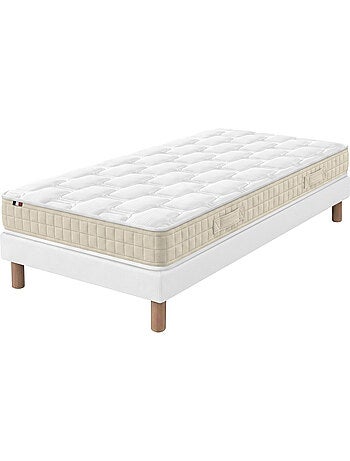 Ensemble matelas latex sommier déco blanc