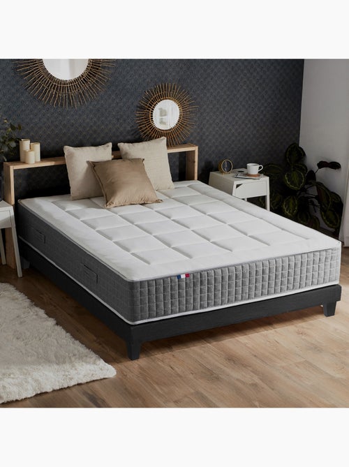 Ensemble matelas MAX avec sommier, oreiller et couette, confort optimal - Kiabi Ensemble matelas MAX avec sommier, oreiller et couette, confort optimal - Kiabi