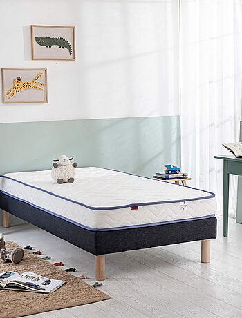 Ensemble matelas mousse ferme et confortable SUN, sommier medium et pieds
