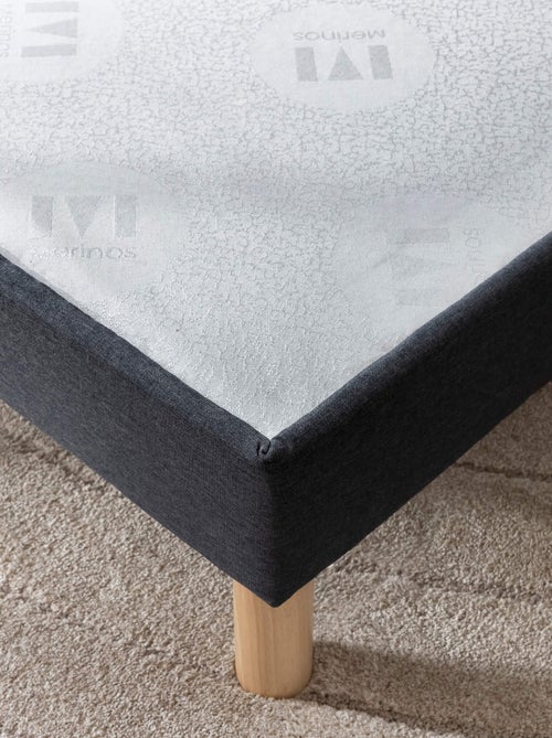 Ensemble matelas ressorts ensachés et mémoire de forme BEAUTY BED, sommier medium et pieds - Kiabi