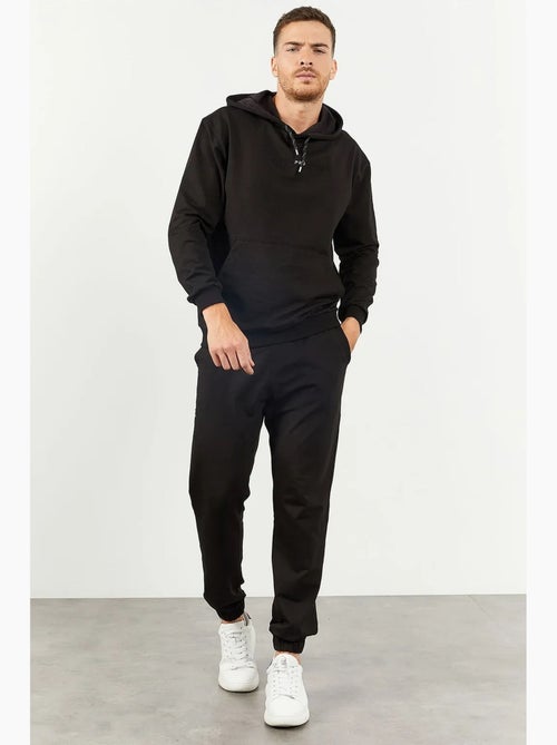 Ensemble oversize sweat à capuche et pantalon tommy - Kiabi Ensemble oversize sweat à capuche et pantalon tommy - Kiabi