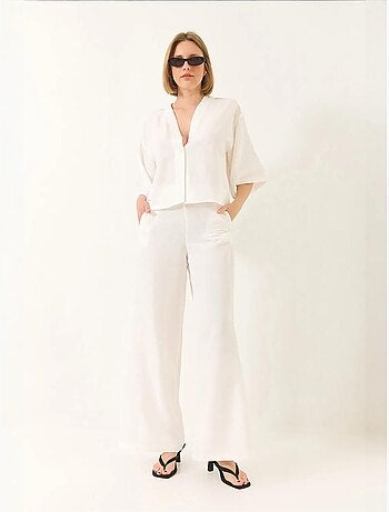 Ensemble pantalon kimono palazzo en lin à col en v et manches chauve-souris bianco lucci