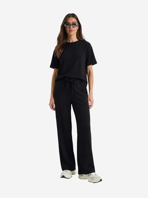 Ensemble pantalon large taille mi-haute et t-shirt à col rond lucci - Kiabi Ensemble pantalon large taille mi-haute et t-shirt à col rond lucci - Kiabi