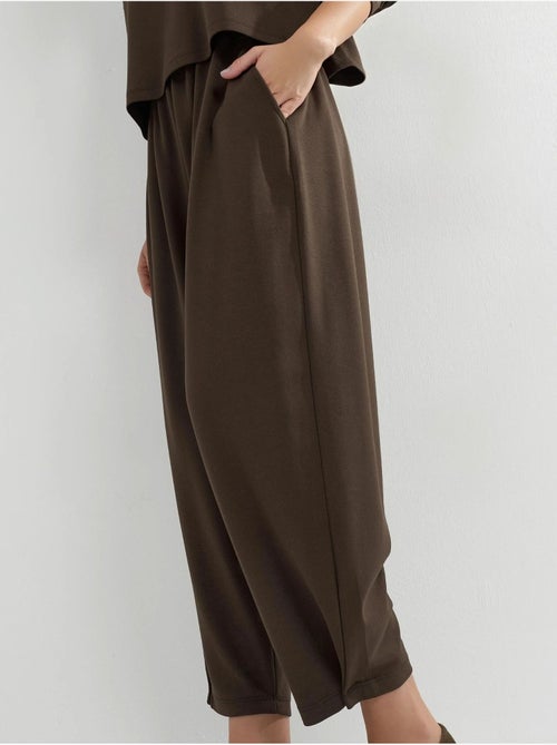 Ensemble pull oversize à col rond et pantalon à jambes élastiques hiccup - Kiabi Ensemble pull oversize à col rond et pantalon à jambes élastiques hiccup - Kiabi