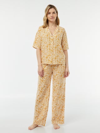 Ensemble pyjama chemisier + pantalon imprimé
