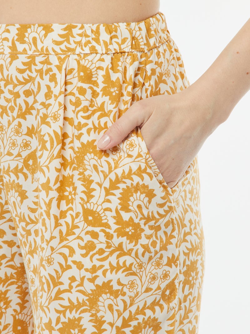 Ensemble Pyjama Corée Soie Jaune/Rouge - Manches Courtes Et Pantalon Capri - Femme Taille L