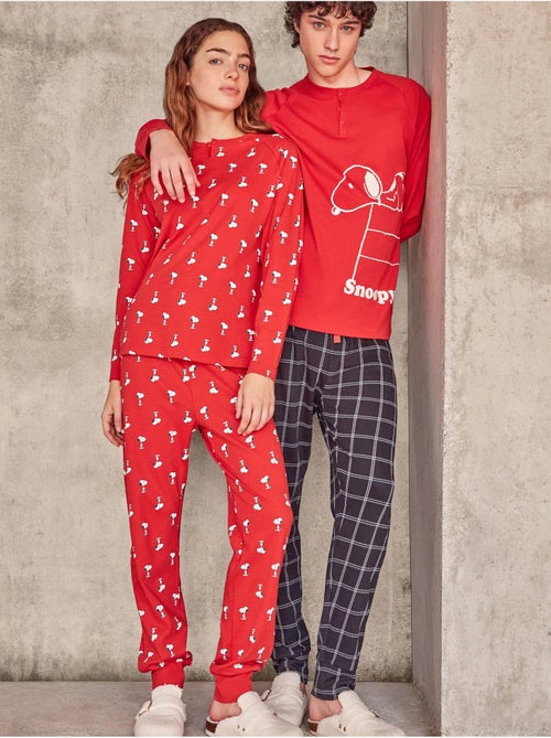 Ensemble pyjama en interlock micro imprimé snoopy - Kiabi Ensemble pyjama en interlock micro imprimé snoopy - Kiabi