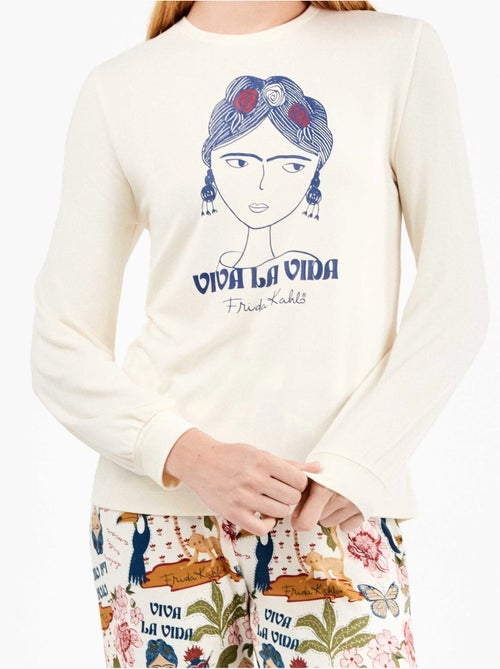Ensemble pyjama frida kahlo en maille all-over - Kiabi Ensemble pyjama frida kahlo en maille all-over - Kiabi