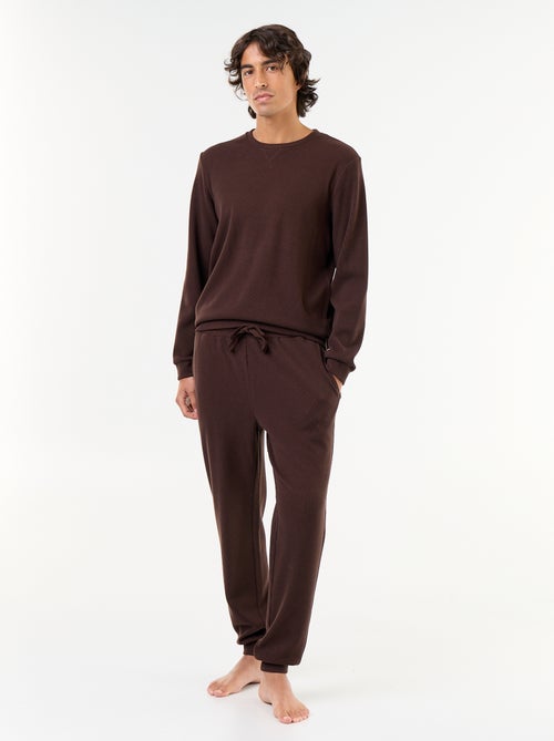 Ensemble pyjama long t-shirt + pantalon gaufrés - 2 pièces - Kiabi Ensemble pyjama long t-shirt + pantalon gaufrés - 2 pièces - Kiabi
