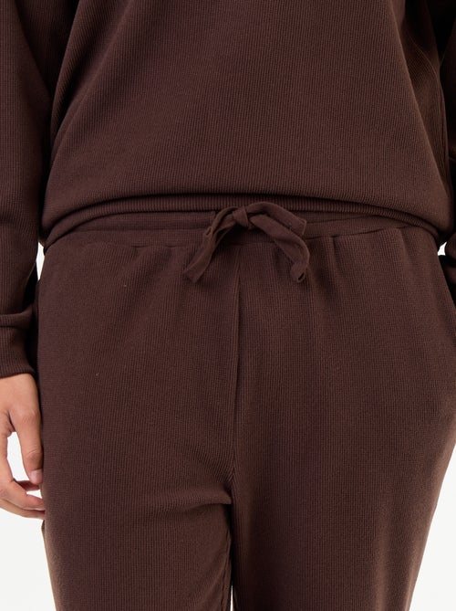 Ensemble pyjama long t-shirt + pantalon gaufrés - 2 pièces - Kiabi Ensemble pyjama long t-shirt + pantalon gaufrés - 2 pièces - Kiabi