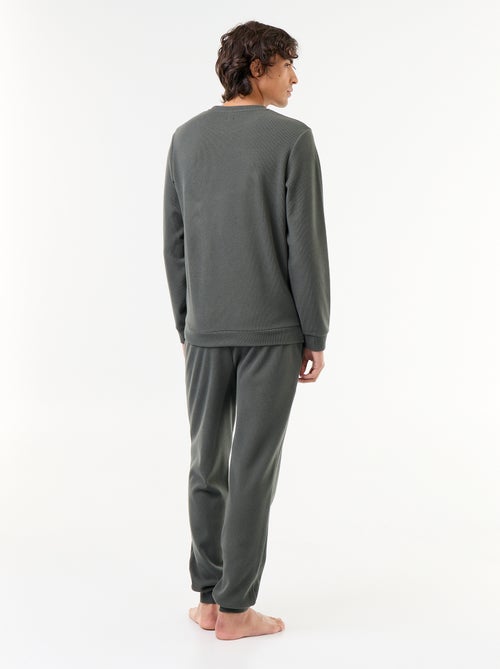 Ensemble pyjama long t-shirt + pantalon gaufrés - 2 pièces - Kiabi Ensemble pyjama long t-shirt + pantalon gaufrés - 2 pièces - Kiabi