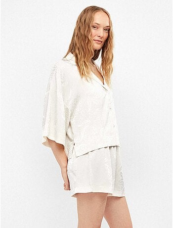 Ensemble pyjama short et chemise en tissu jacquard satiné