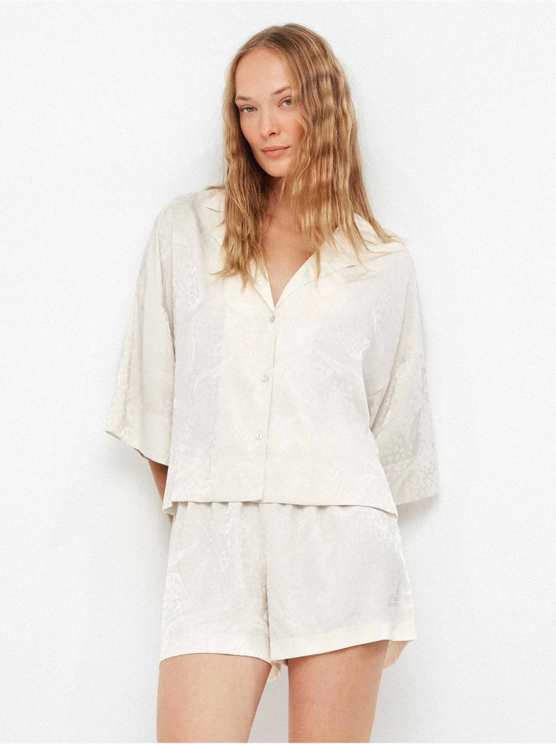Ensemble pyjama short et chemise en tissu jacquard satiné Beige - Kiabi