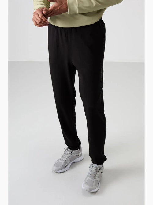Ensemble sweat et pantalon en molleton imprimé tommy - Kiabi Ensemble sweat et pantalon en molleton imprimé tommy - Kiabi
