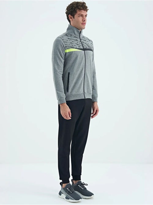 Ensemble sweat et pantalon imprimé à col zippé tommy - Kiabi Ensemble sweat et pantalon imprimé à col zippé tommy - Kiabi