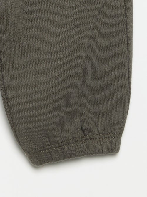 Ensemble sweat + pantalon de jogging - Kiabi Ensemble sweat + pantalon de jogging - Kiabi