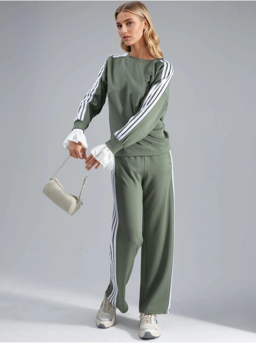 Ensemble sweat-shirt rayé à col rond et pantalon droit - Kiabi