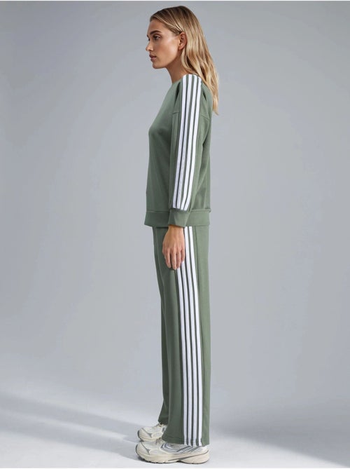 Ensemble sweat-shirt rayé à col rond et pantalon droit - Kiabi