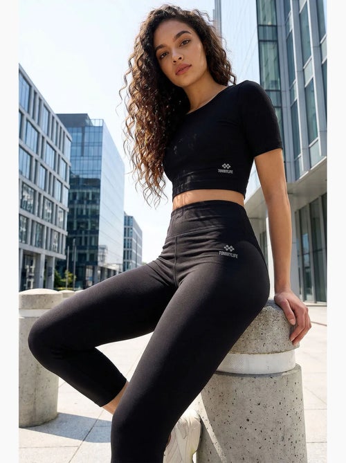 Ensemble t-shirt et legging pantacourt en coton et élasthanne tommy - Kiabi Ensemble t-shirt et legging pantacourt en coton et élasthanne tommy - Kiabi