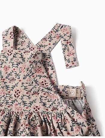 Ensemble t-shirt et robe salopette en velours côtelé