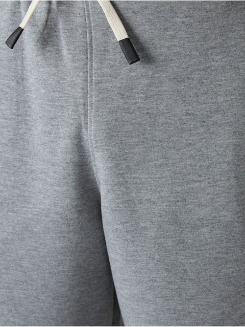 Ensemble t-shirt et short oversize tommy - Kiabi Ensemble t-shirt et short oversize tommy - Kiabi