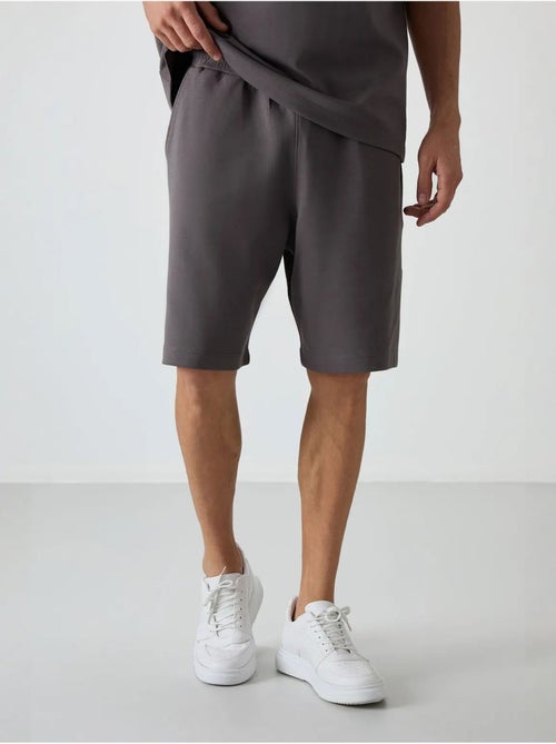 Ensemble t-shirt et short oversize tommy - Kiabi Ensemble t-shirt et short oversize tommy - Kiabi