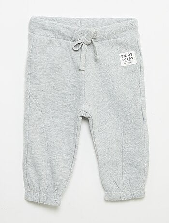Ensemble T-shirt + pantalon de jogging