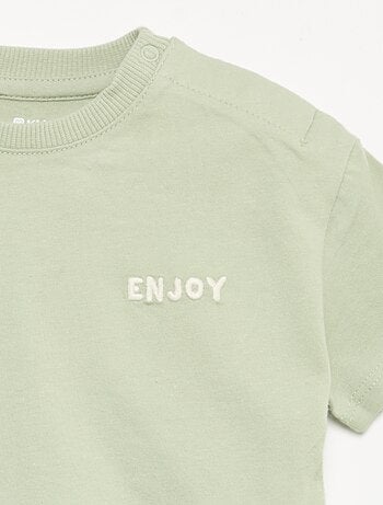 Ensemble T-shirt + pantalon de jogging