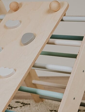 Ensemble Triangle Pikler et Rampe