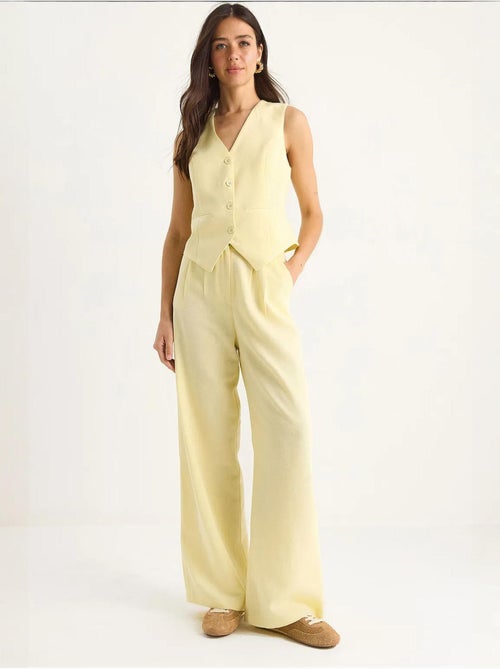 Ensemble trois pièces avec pantalon taille haute, gilet et doublure lucci - Kiabi Ensemble trois pièces avec pantalon taille haute, gilet et doublure lucci - Kiabi